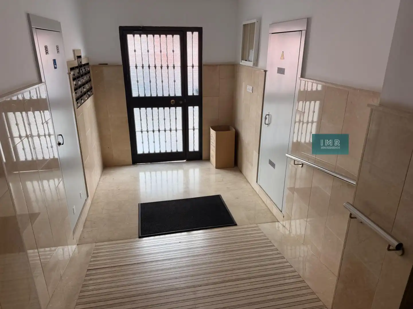 Piso en venta en Sevilla con Balcón