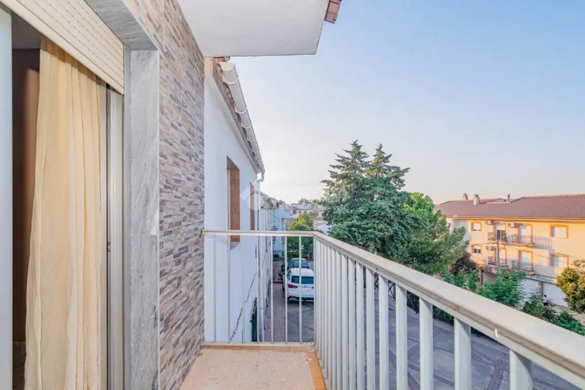 Balcony of Detached homes for sale in Loja