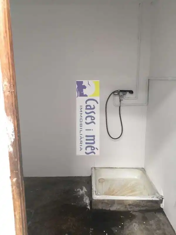 Bany de Nau industrial de lloguer en Rafelbuñol / Rafelbunyol