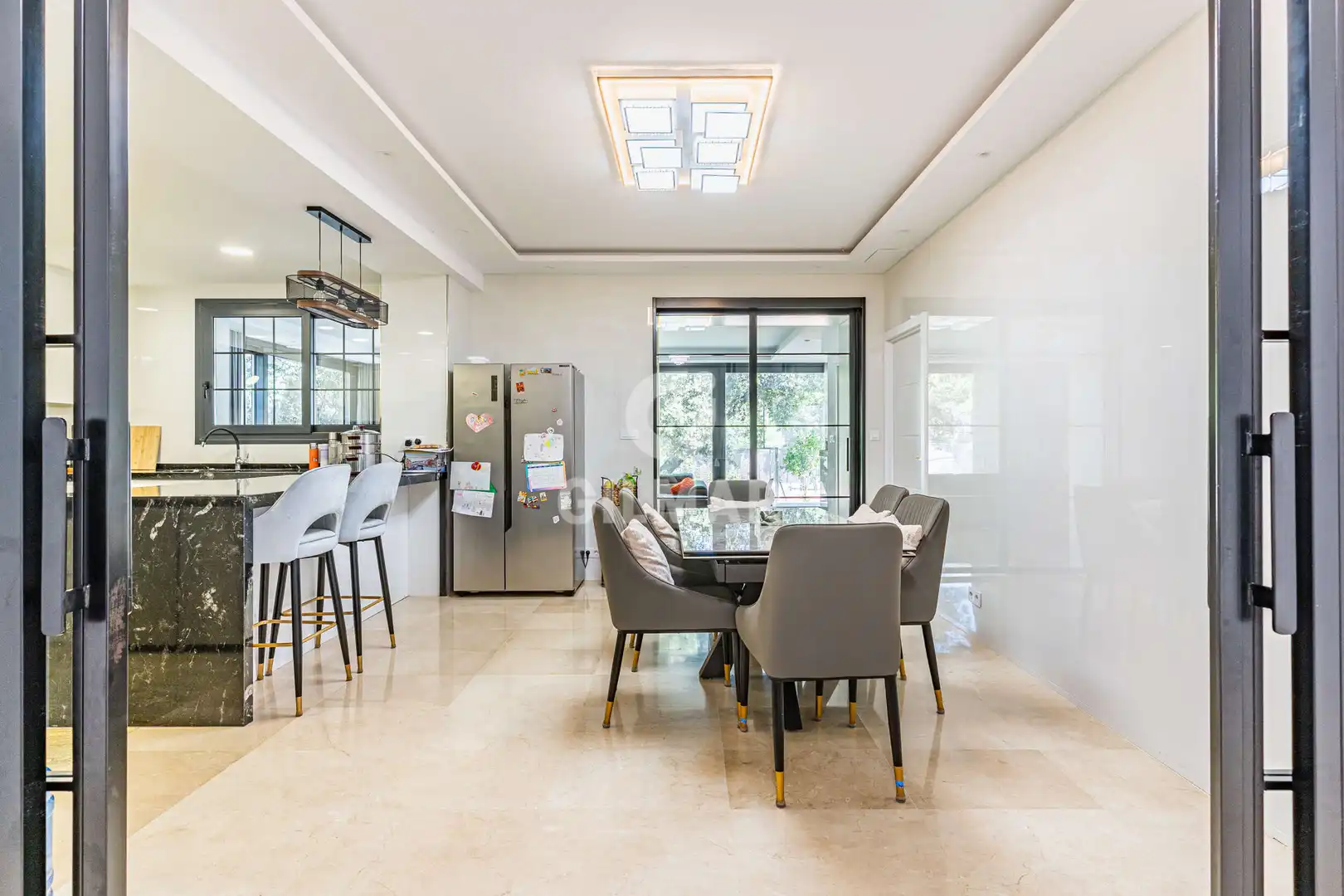 Comedor de Casa o chalet en venta en Boadilla del Monte con Calefacción, Jardín privado y Piscina