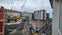 Vista exterior de Pis en venda en Portugalete amb Calefacció