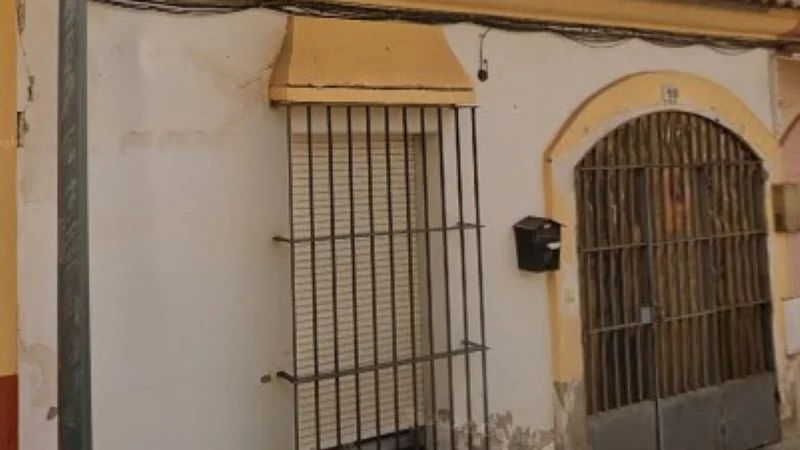 Casa adosada en venda en Dos Hermanas