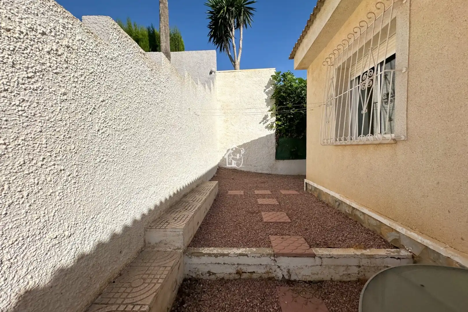 Vista exterior de Casa o xalet de lloguer en Rojales amb Aire condicionat, Jardí privat i Terrassa