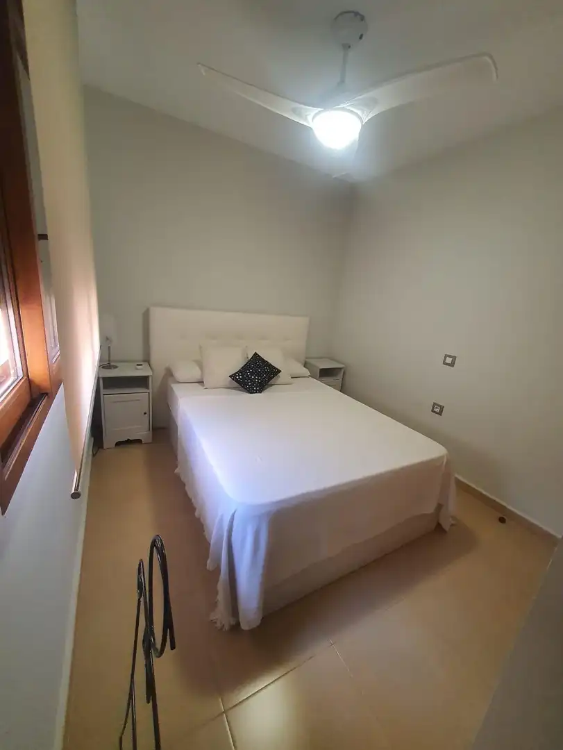 Dormitori de Casa adosada de lloguer en Cartagena amb Terrassa i Moblat