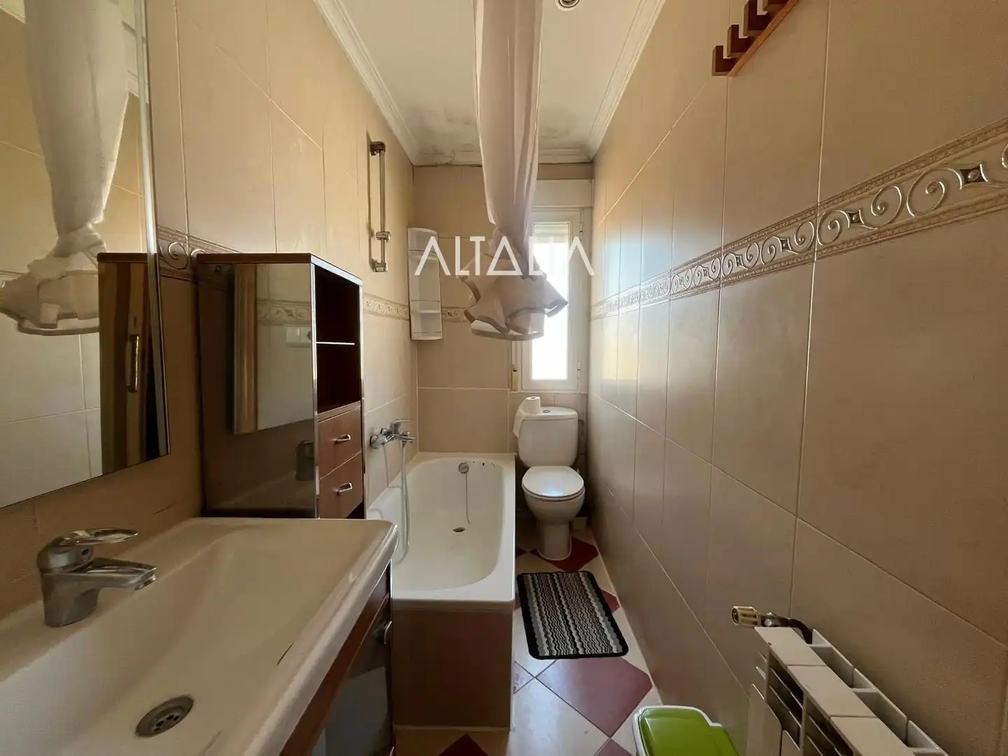 Bathroom of Flat for sale in Cuenca  with Heating and Furnished