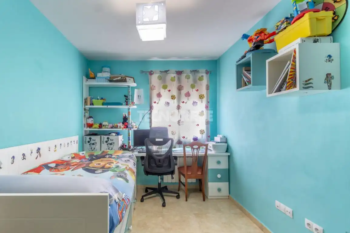 Bedroom of Flat for sale in Toledo  with Heating
