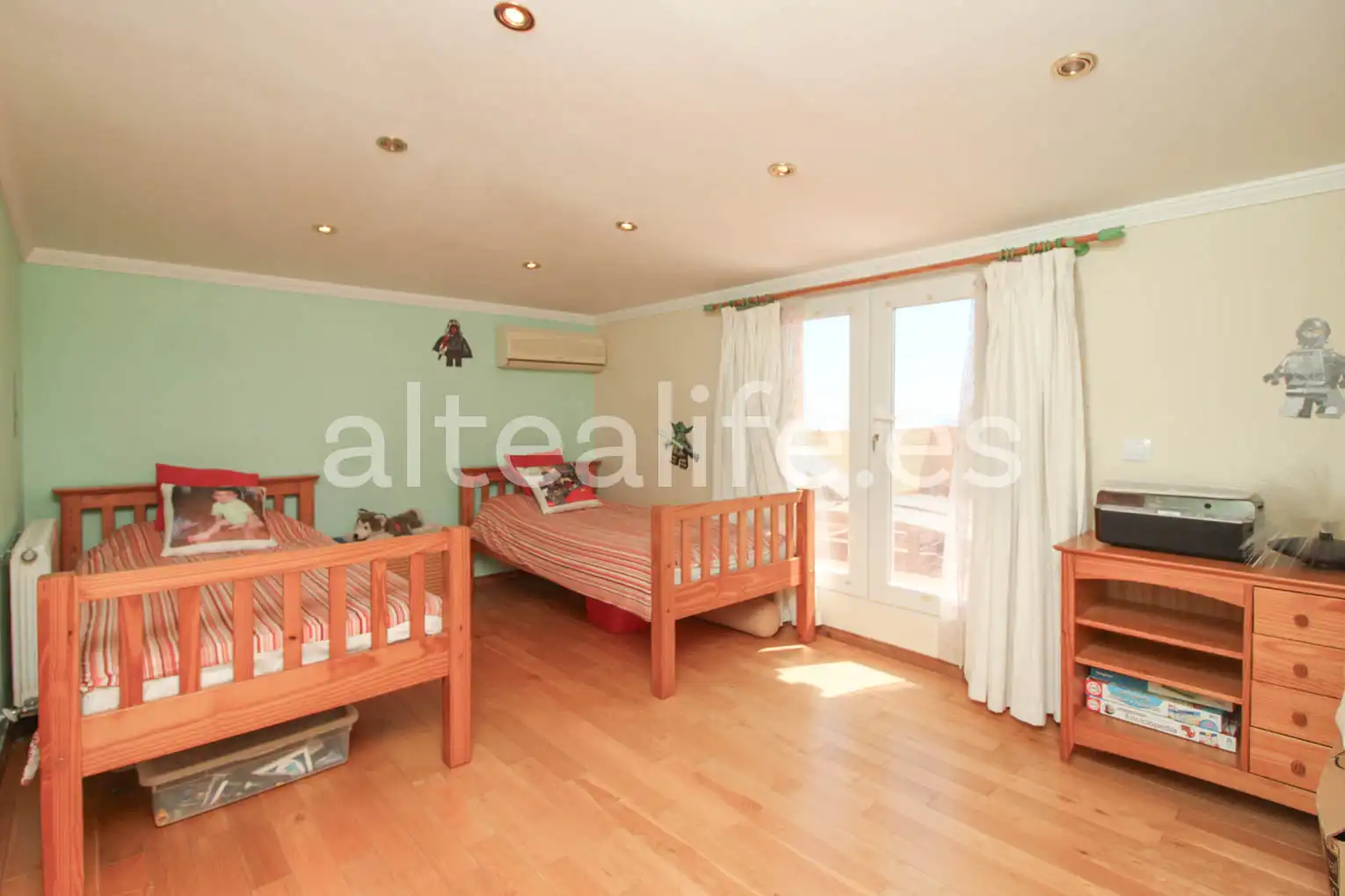 Habitación de Casa o chalet en venta en La Nucia con Aire acondicionado, Jardín privado y Terraza