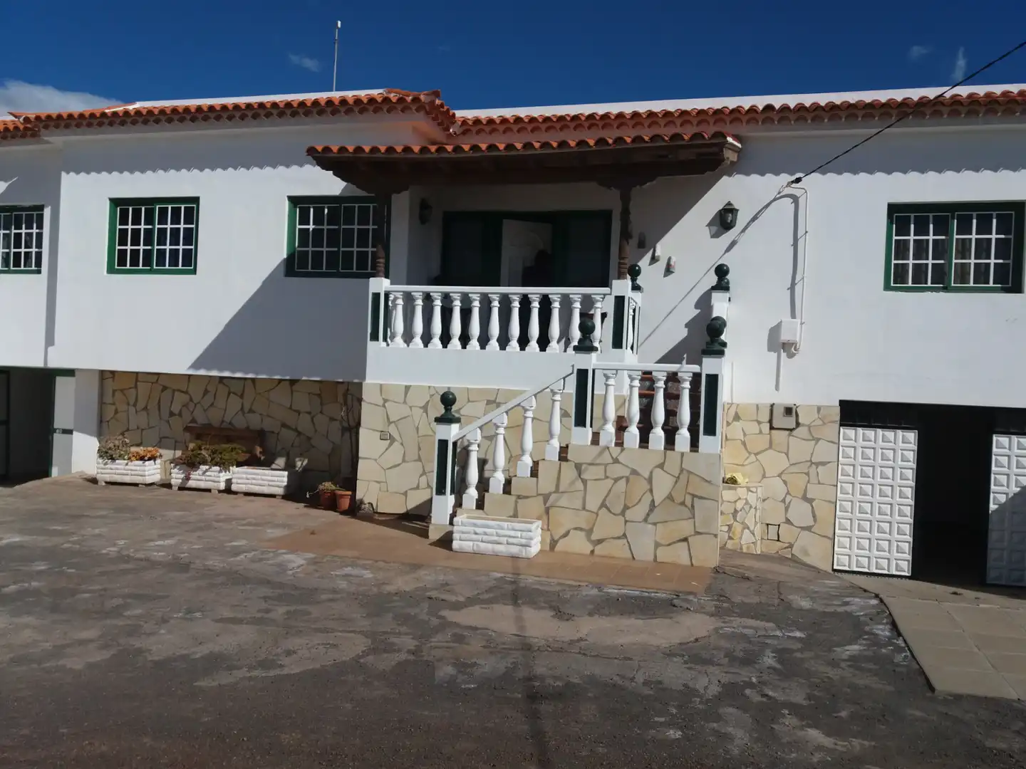 Vista exterior de Casa o chalet en venta en Candelaria con Aire acondicionado, Jardín privado y Terraza