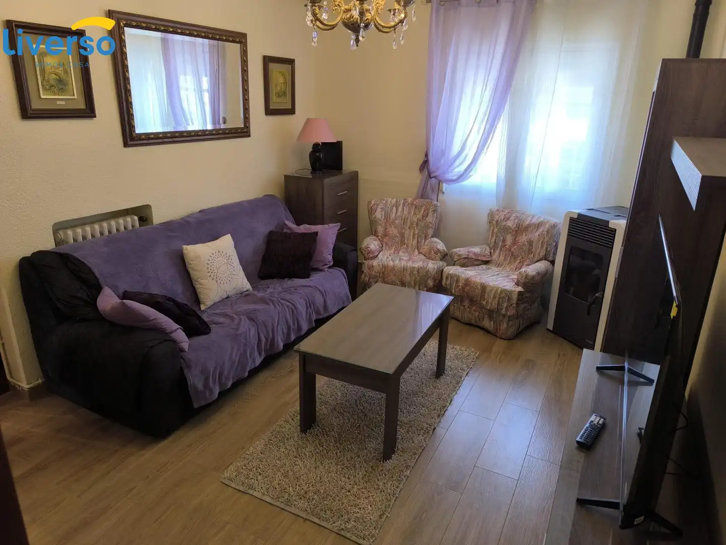 Living room of Flat for share in Burgos  with Heating, Terrace and Furnished