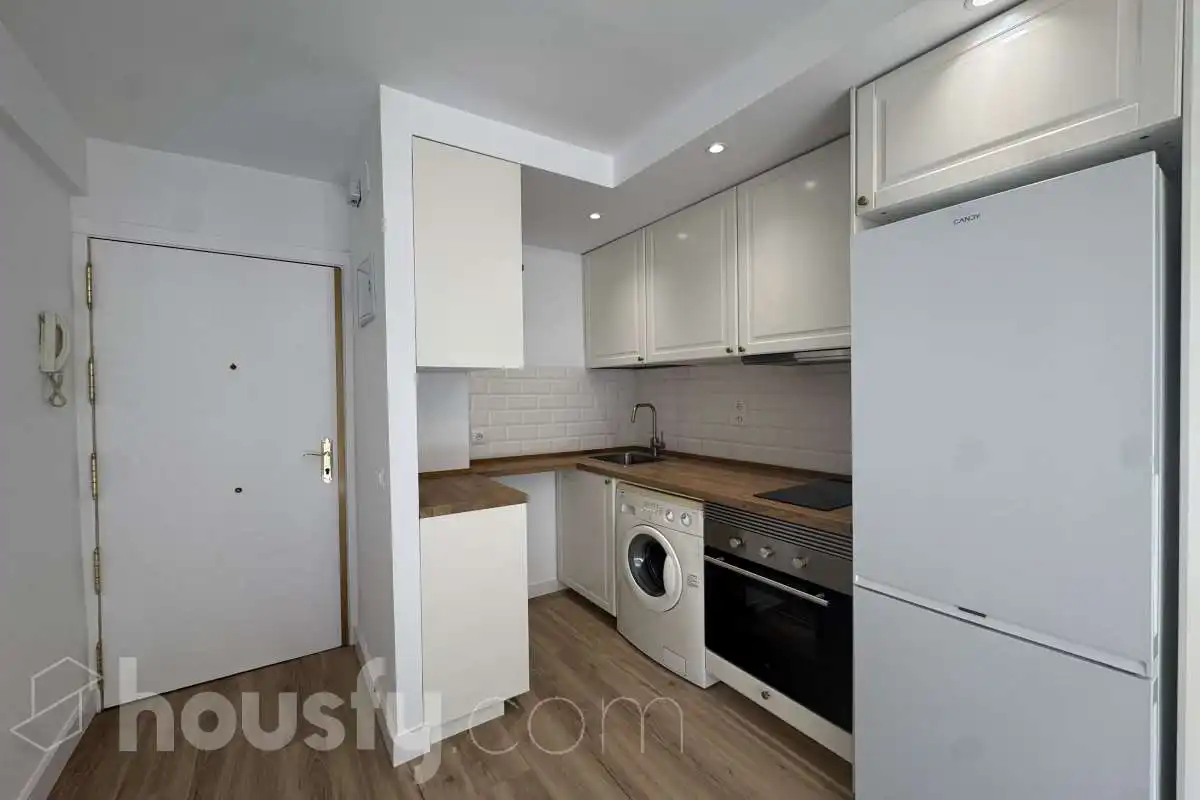 Küche von Wohnung zur Miete in Madrid mit Klimaanlage, Parkett und Abstellraum