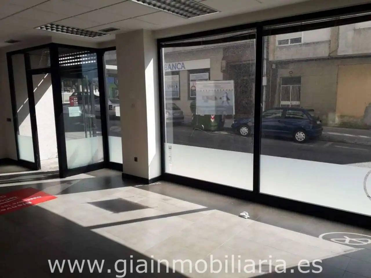 Local comercial en venta en Calle Juan Bautista Andrade 5, imagen 2