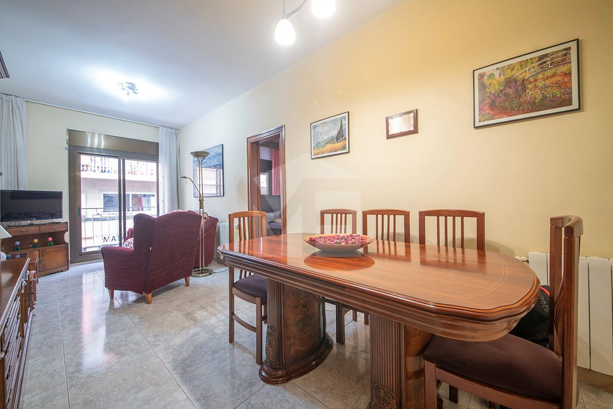 Dining room of Flat for sale in  Barcelona Capital  with Air Conditioner and Heating