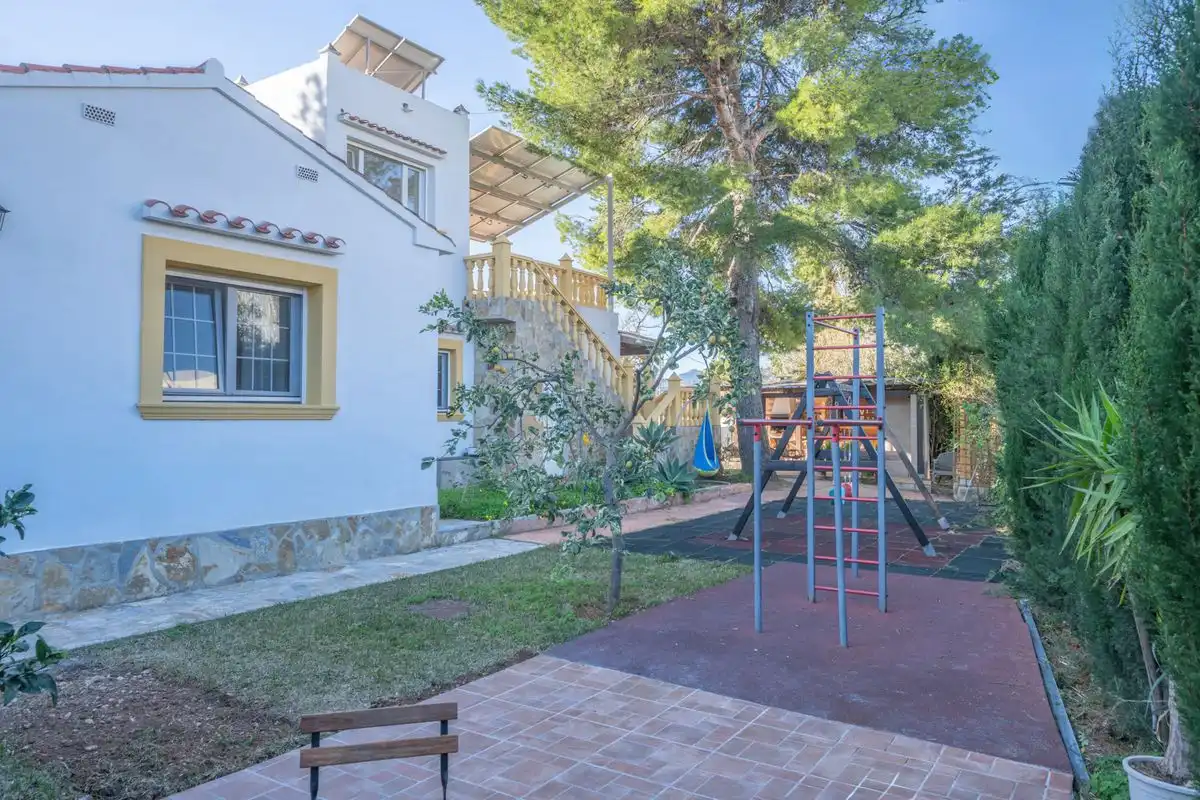 Casa o xalet en venda a Carr. de les Marines a Dénia, Les Bassetes - El Marjal