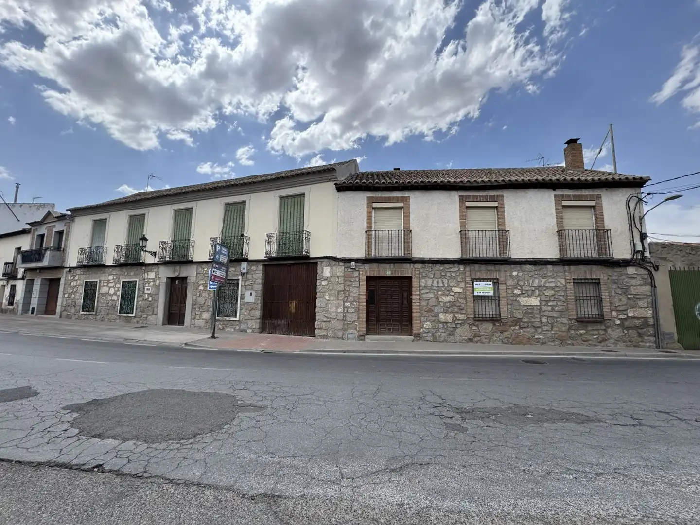 Vista exterior de Casa o xalet en venda en Las Ventas Con Peña Aguilera amb Calefacció