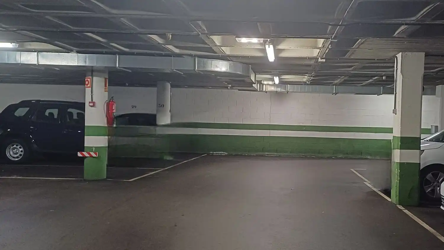 Garage zum Verkauf in Barrio del Centro