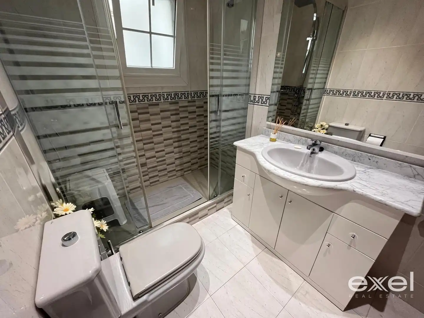 Bathroom of Flat for sale in Sant Joan Despí  with Air Conditioner, Heating and Terrace