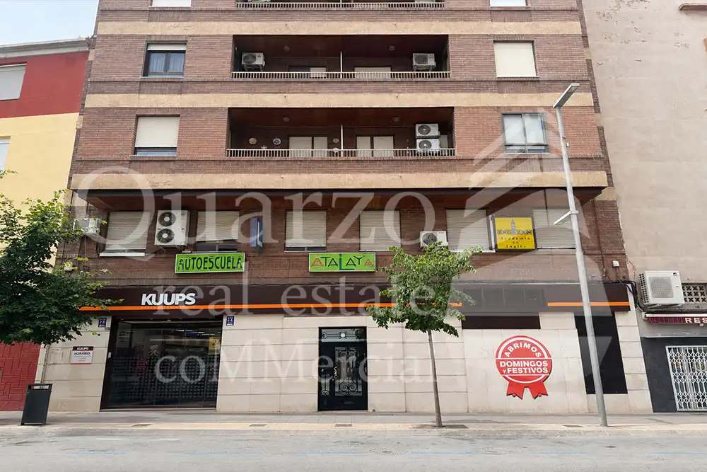 Exterior view of Commercial properties for sale in Villena  with Heating and Furnished