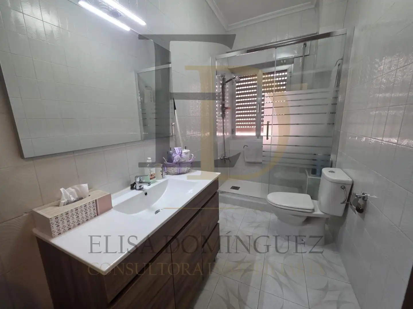 Baño de Piso en venta en Salamanca con Calefacción, Parquet y Amueblado