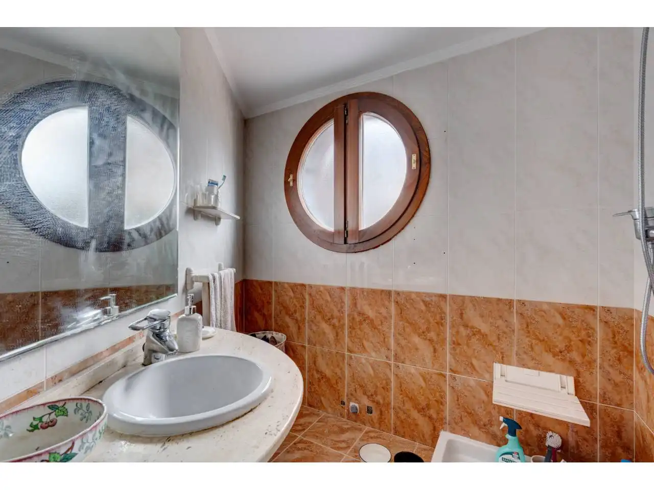 Bathroom of Flat for sale in Donostia - San Sebastián   with Heating, Private garden and Terrace