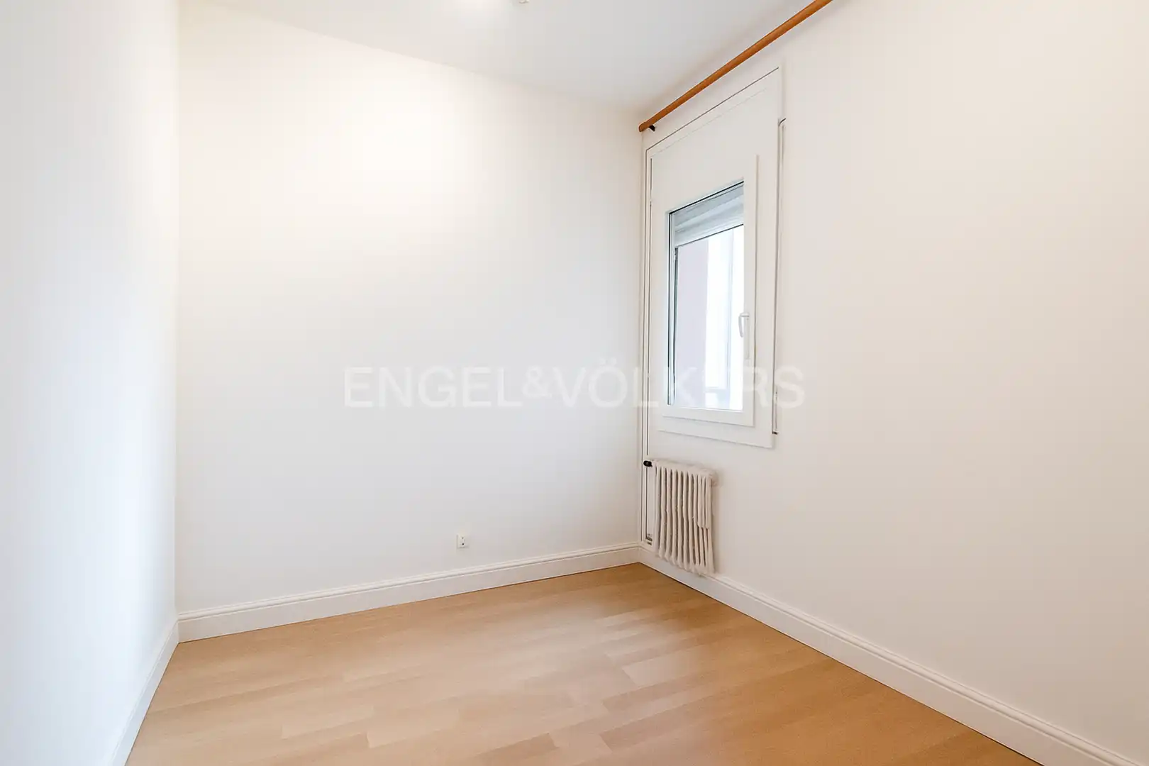 Habitación de Piso en venta en Sant Just Desvern con Calefacción, Jardín privado y Parquet