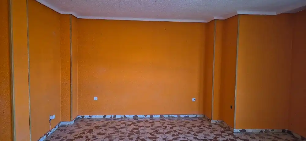 Piso en venta en Albacete con Calefacción, Trastero y Balcón