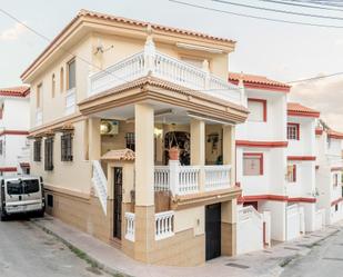 Vista exterior de Casa o xalet en venda en Gualchos amb Terrassa