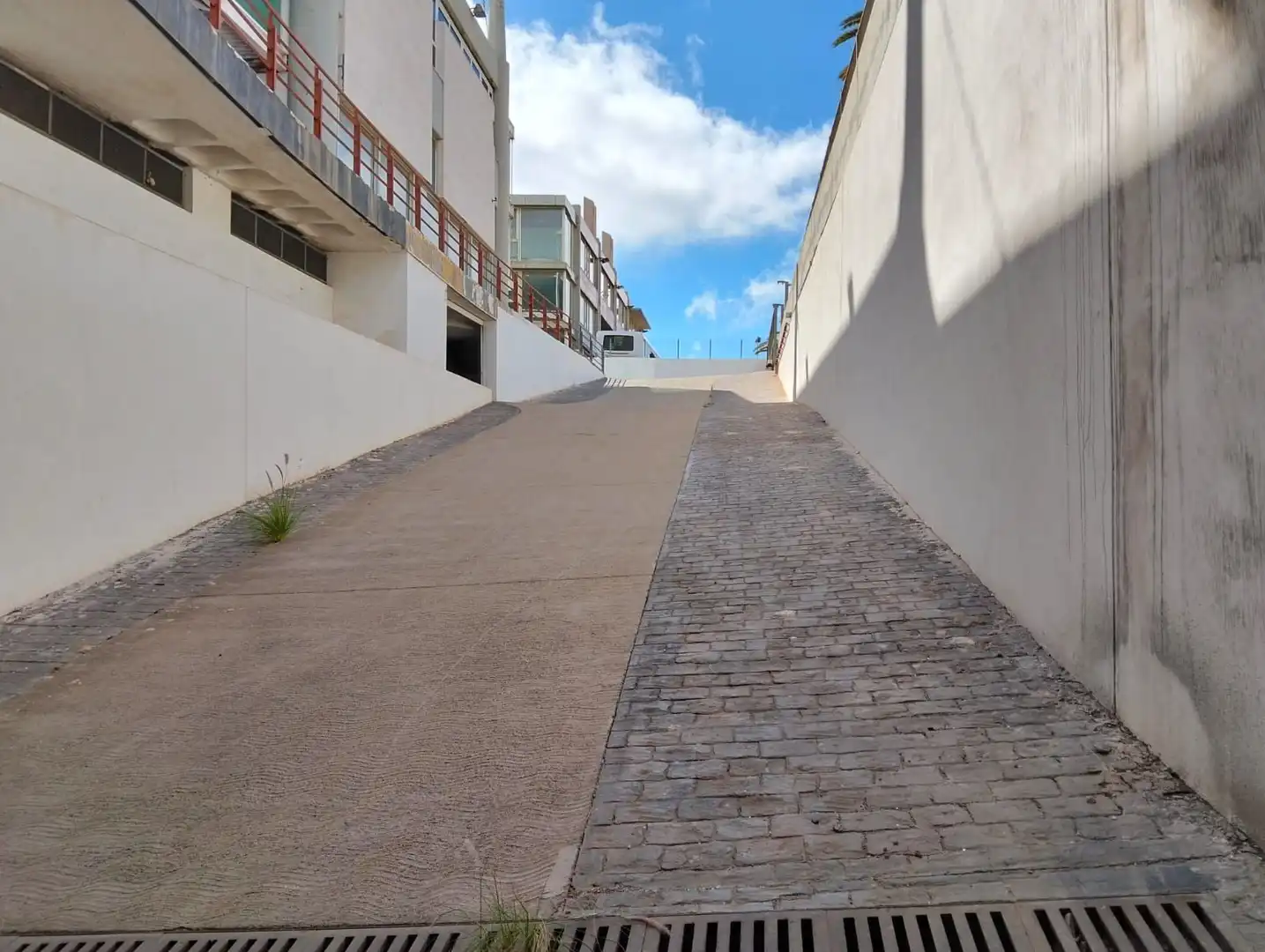 Exterior view of Industrial buildings for sale in Santa Cruz de Tenerife