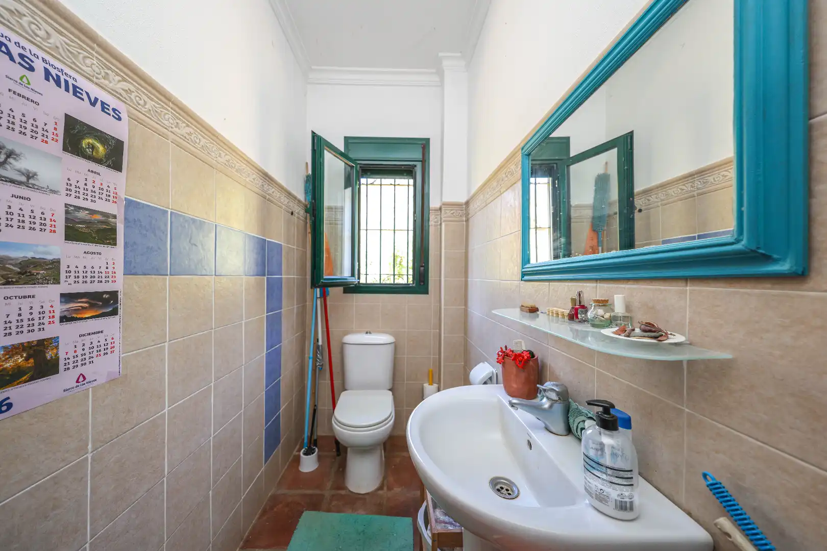 Bany de Casa o xalet en venda en Monda amb Aire condicionat, Jardí privat i Piscina