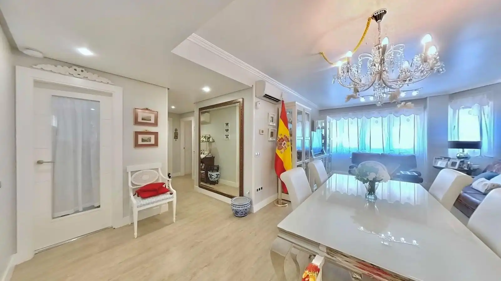 Comedor de Apartamento en venta en Boadilla del Monte con Aire acondicionado, Calefacción y Jardín privado