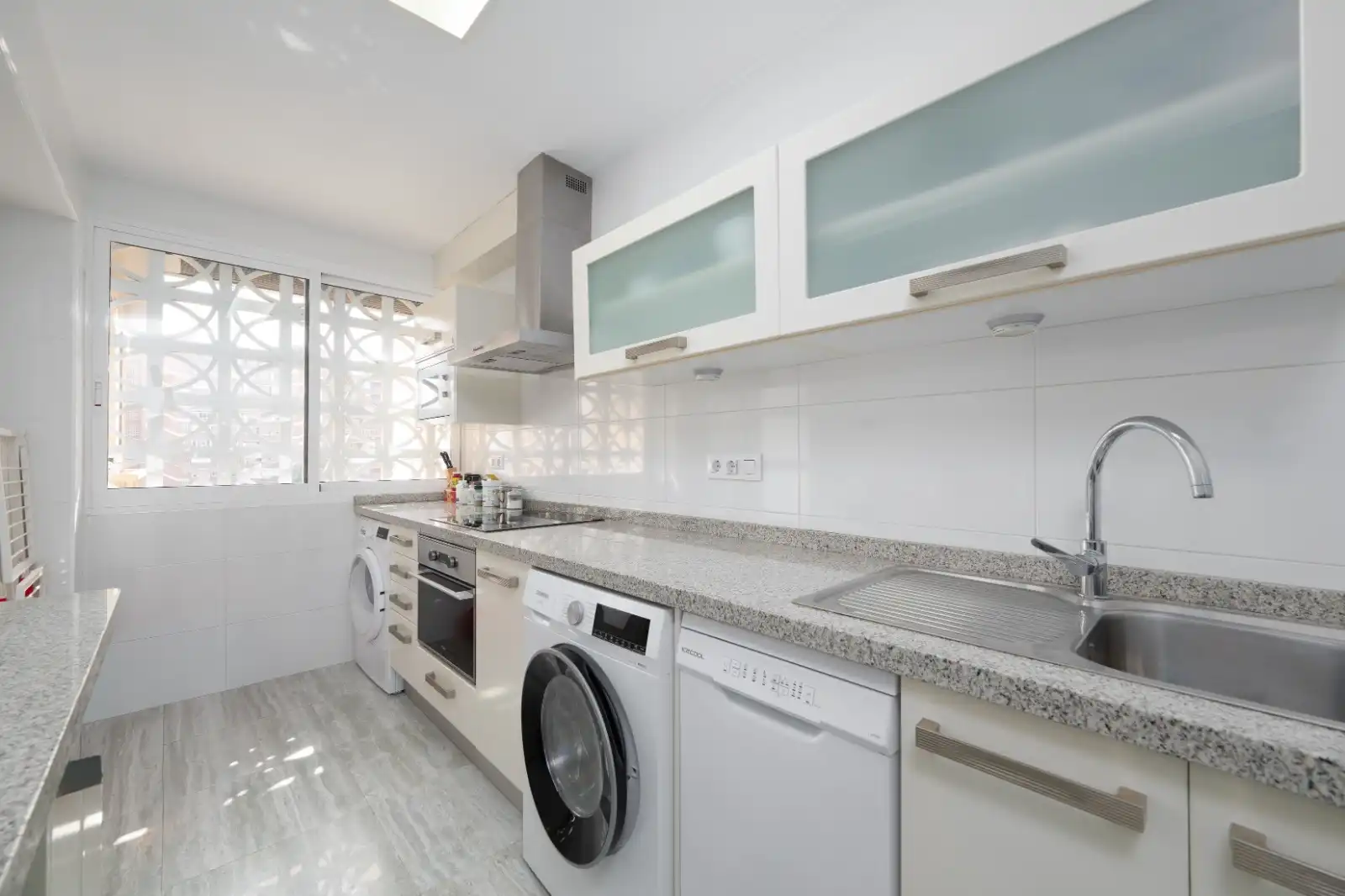 Küche von Wohnung zur Miete in Alicante / Alacant mit Klimaanlage, Heizung und Terrasse