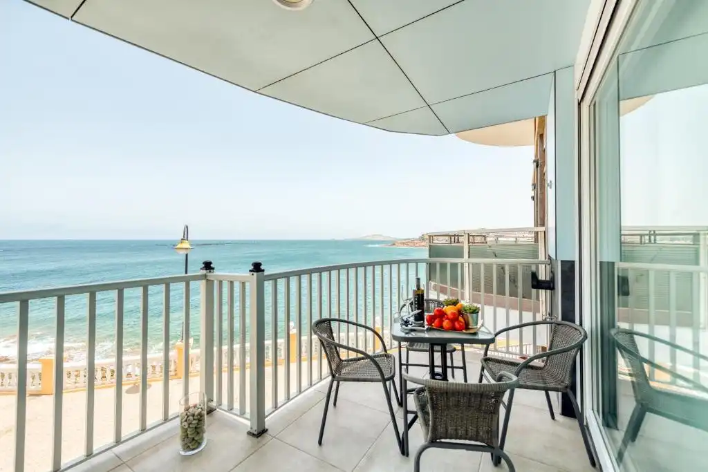 Terraza de Piso de alquiler en Playa del Hombre - Taliarte - Salinetas