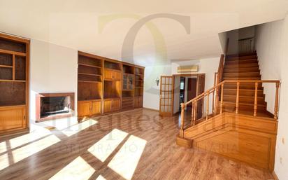 Living room of House or chalet for sale in Sant Vicenç de Castellet  with Air Conditioner, Terrace and Balcony