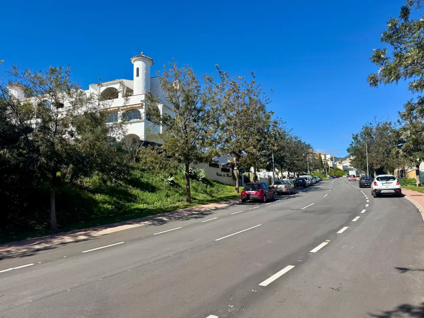 Vista exterior de Apartament en venda en Benalmádena amb Aire condicionat, Terrassa i Moblat