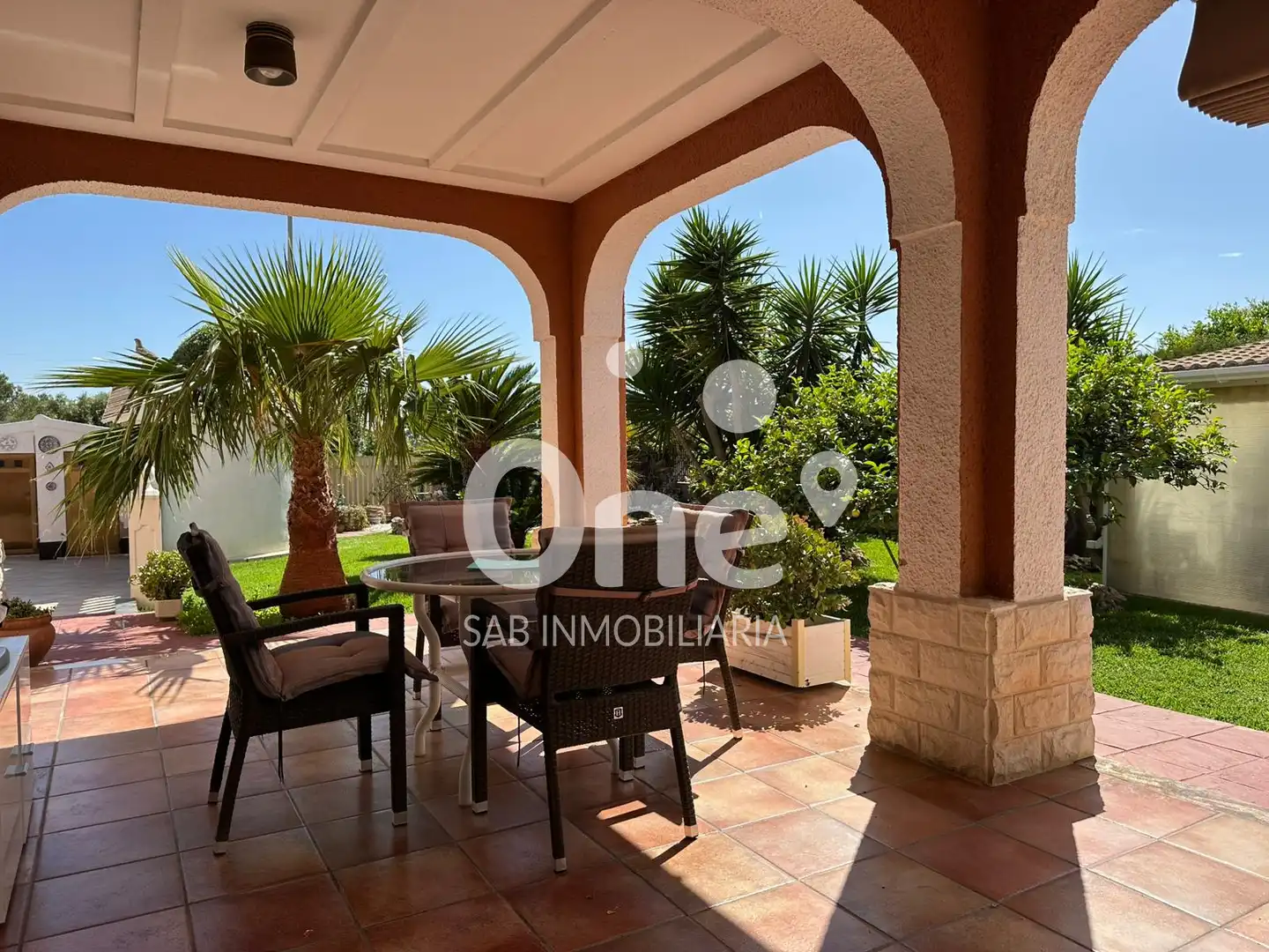 Terrasse von Haus oder Chalet zum Verkauf in San Antonio de Benagéber mit Klimaanlage, Heizung und Privatgarten