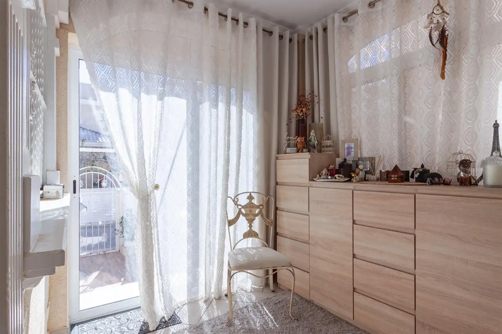 Dormitori de Casa o xalet en venda en Orihuela amb Aire condicionat, Calefacció i Jardí privat