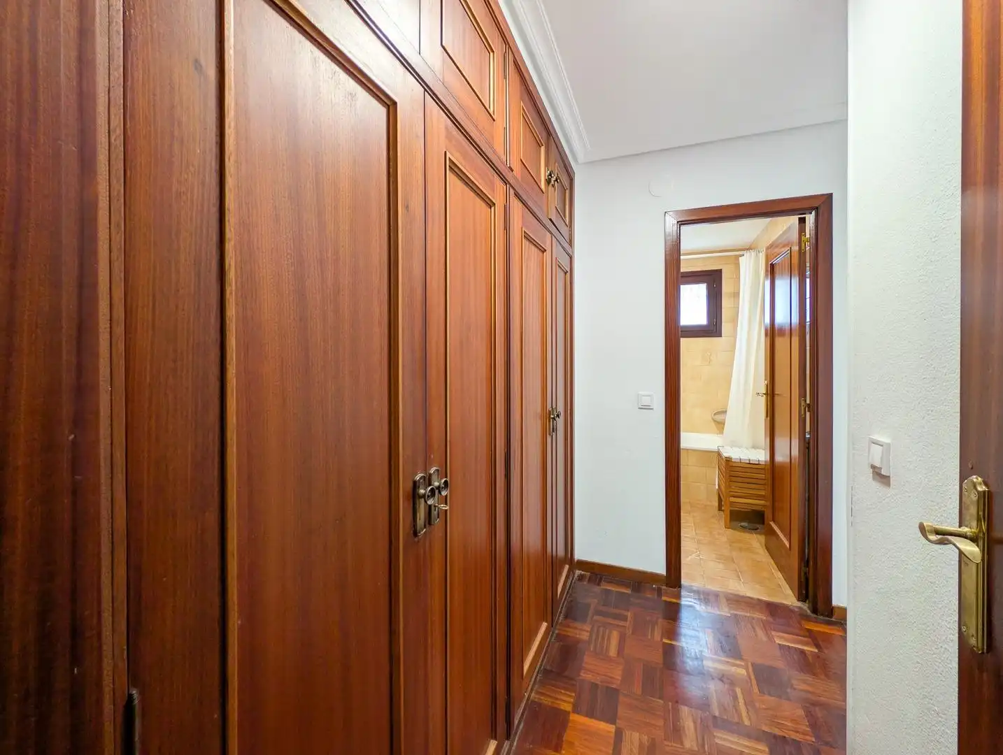 Wohnung zur Miete in Santander mit Heizung, Parkett und Möbliert