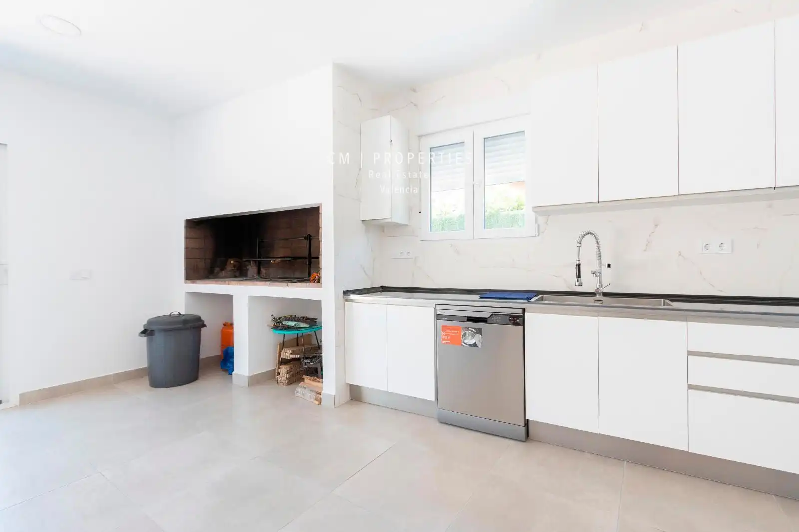 Cocina de Casa o chalet en venta en Paterna con Aire acondicionado, Calefacción y Piscina
