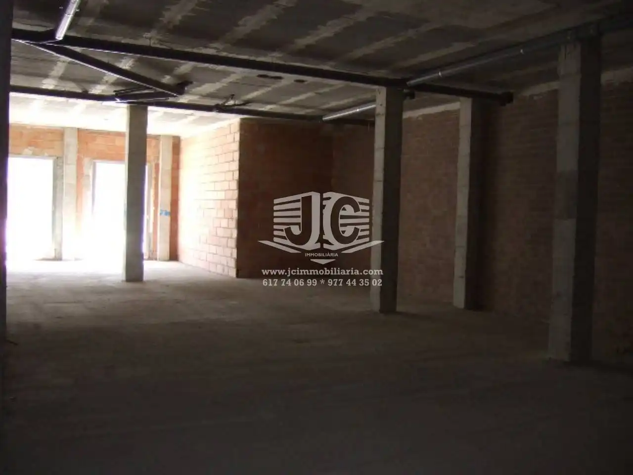 Local comercial en venta en Ronda DOCS