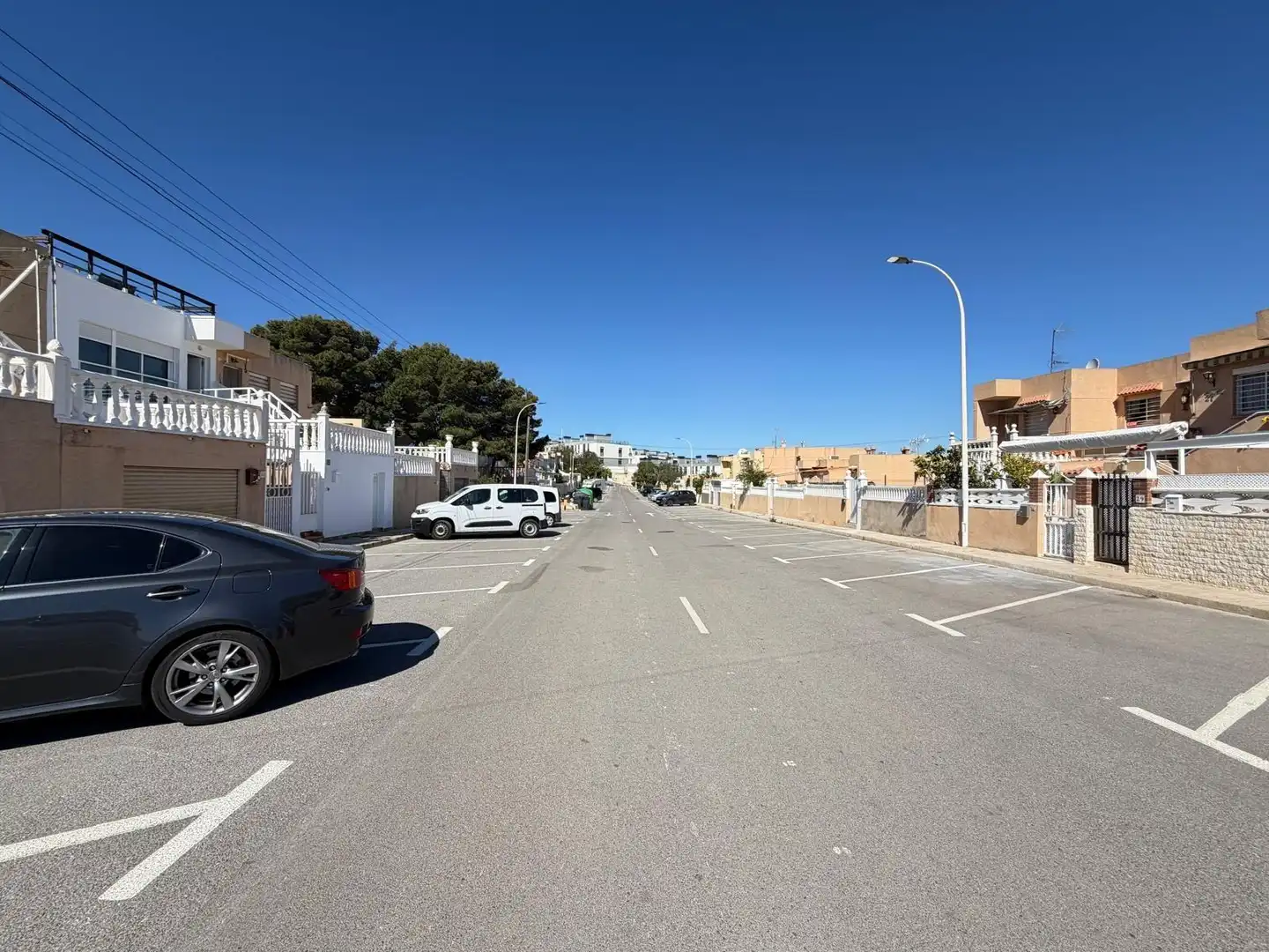 Vista exterior de Casa adosada en venda en Santa Pola amb Aire condicionat, Calefacció i Terrassa