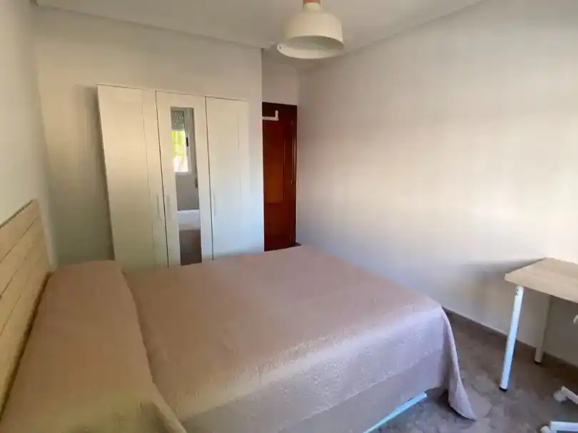 Schlafzimmer von Wohnung zur Miete in Cartagena mit Klimaanlage und Balkon