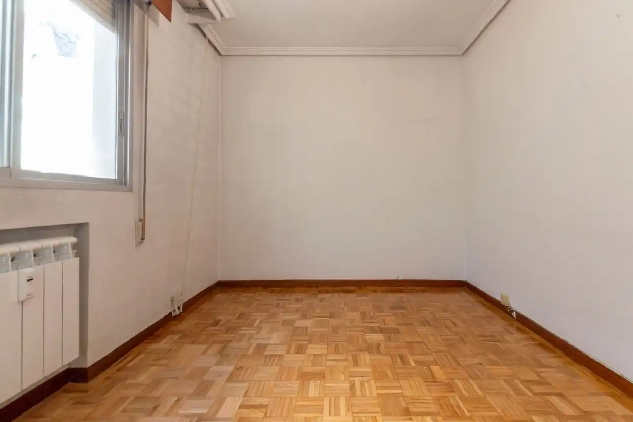 Habitación de Piso en venta en Alcalá de Henares con Calefacción, Parquet y Terraza