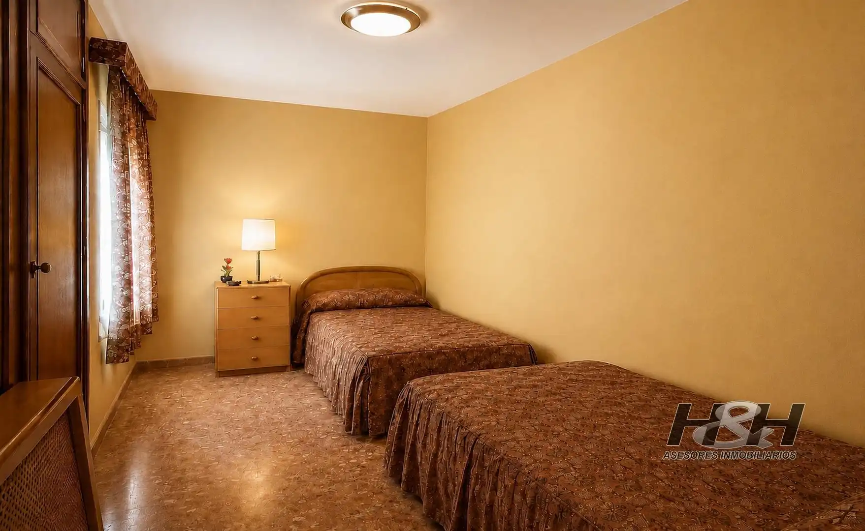 Habitación de Piso en venta en Náquera con Jardín privado, Terraza y Balcón