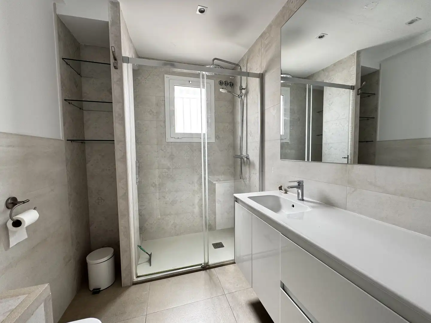 Bathroom of Flat for rent in Sitges  with Air Conditioner