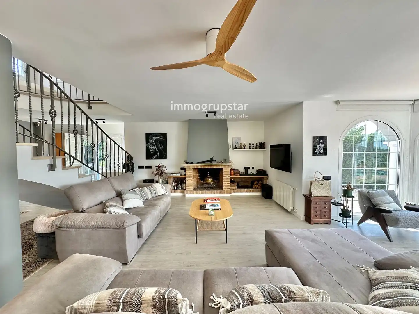 Sala de estar de Casa o chalet en venta en Calonge i Sant Antoni con Calefacción, Terraza y Piscina