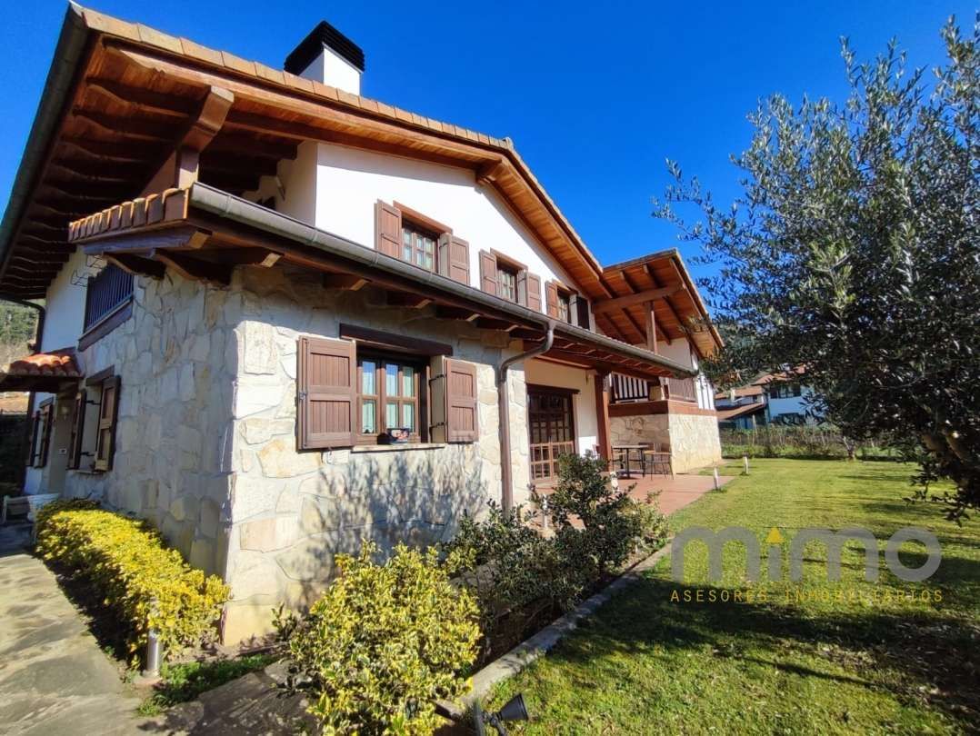 Exterior view of House or chalet for sale in Arrasate / Mondragón  with Heating, Private garden and Terrace
