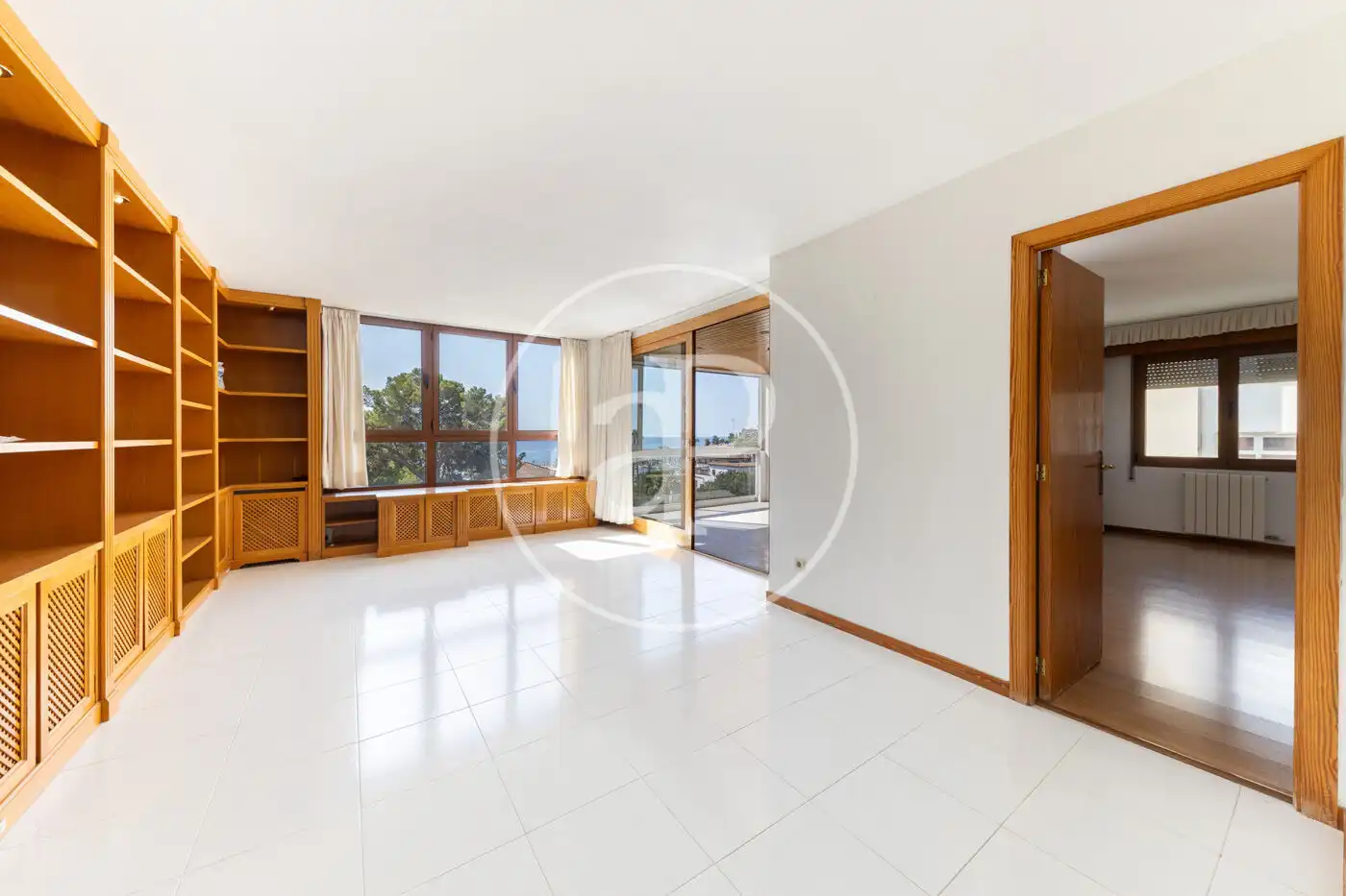 Außenansicht von Wohnung zur Miete in  Palma de Mallorca mit Klimaanlage, Heizung und Privatgarten