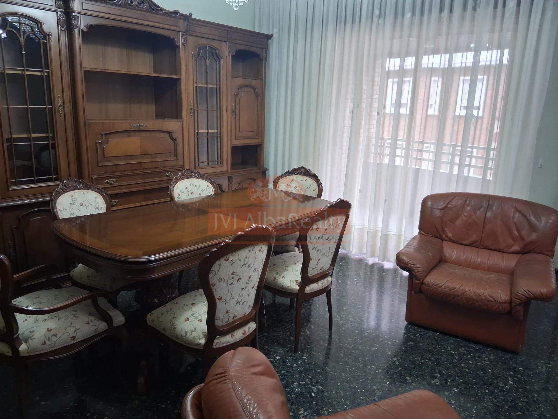 Sala d'estar de Pis en venda en  Albacete Capital amb Aire condicionat, Calefacció i Balcó