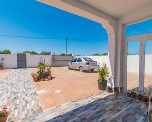 Exterior view of House or chalet for sale in Chiclana de la Frontera  with Private garden, Terrace and Storage room