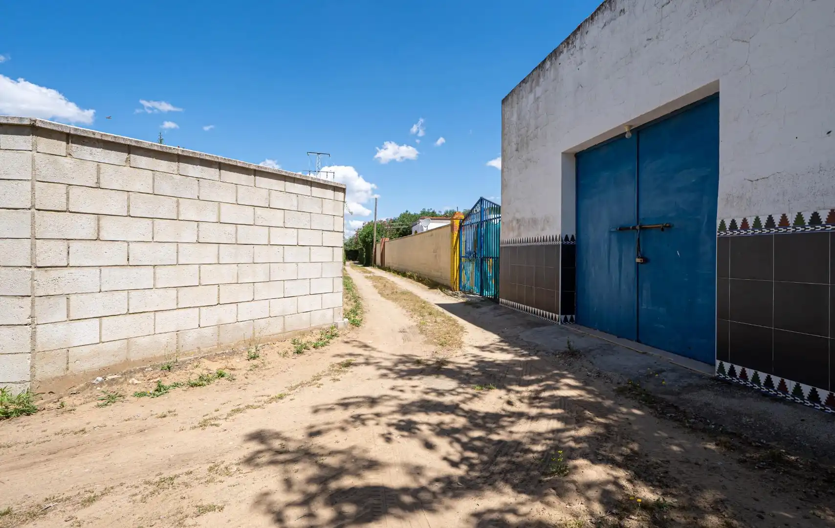 Exterior view of Houses for sale in Marchena  with Air Conditioner, Heating and Private garden