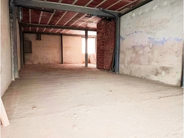 Local comercial de lloguer a Calle Igualada
